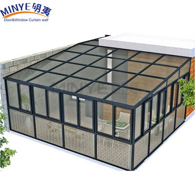 フラット屋根デザインと熱断熱 アルミ製隔熱屋根のオールシーズンガラスハウス