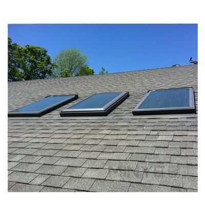 スイングオープン 環境 現代のデザイン 天井照明 電気ブラインド付きガラス屋根ランプ