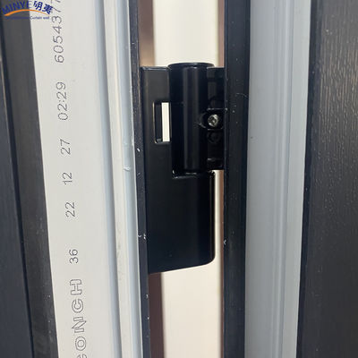 モダンデザインスタイル アルミ製のビラ用 UPVC ドアスイング