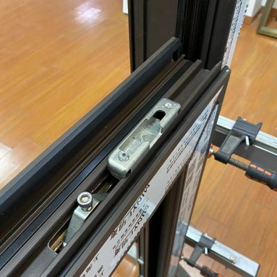 中国製トップハードウェア アルミ製 双葉ガラスの窓