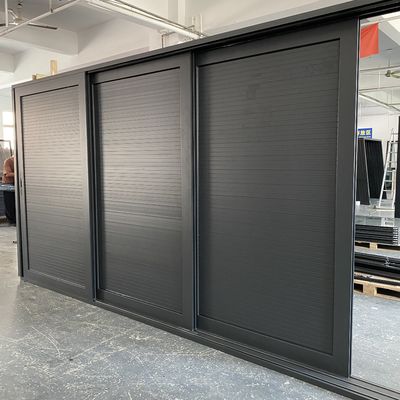 入場 パノラマ角パティオドアのためのスライディングガセットドアシステム アルミで完成