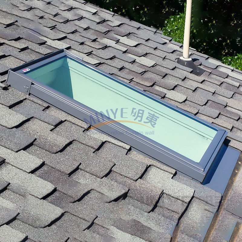 1.4mm プロフィール厚さ 天井照明 屋根 上部窓 電気ブラインドと雷雨防止
